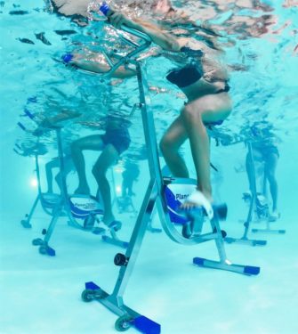 UAF Site Siderbanner Aquabike 915x1024