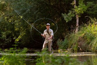 L'art délicat de la pêche à la mouche